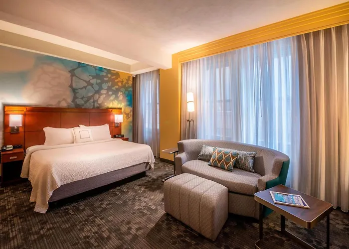 Hotel Courtyard By Marriott Downtown