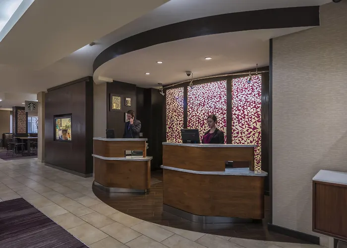 Courtyard By Marriott Downtown Hotel 4*