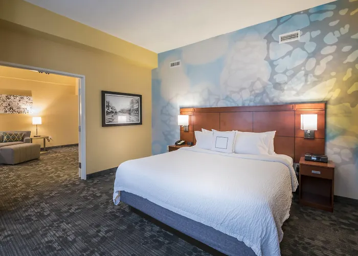 Courtyard By Marriott Downtown Hotel Tulsa