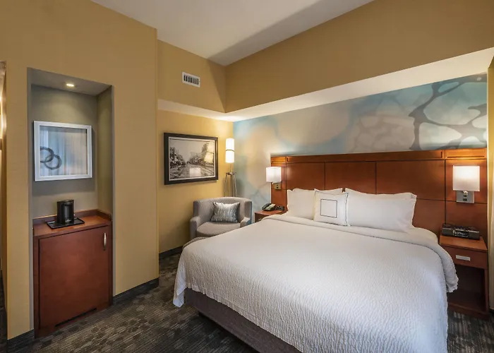 Hotel Courtyard By Marriott Downtown Tulsa