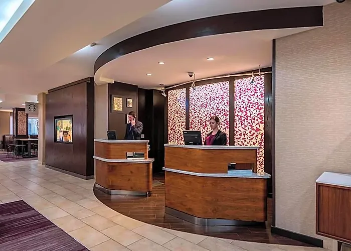 Courtyard By Marriott Downtown Hotel 4*