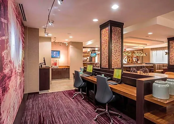 Hotel Courtyard By Marriott Downtown
