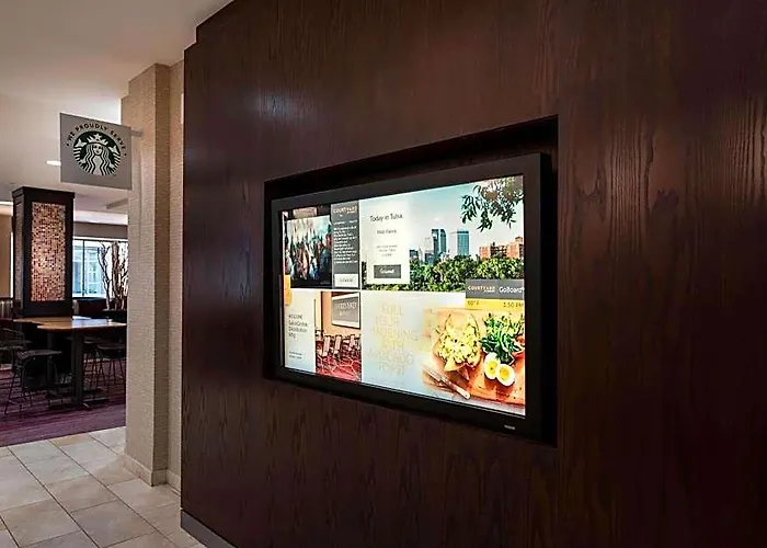 Courtyard By Marriott Downtown Hotel Tulsa